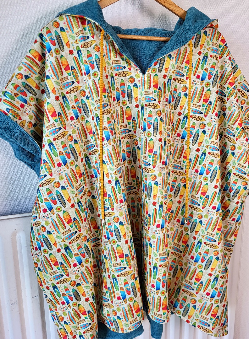 PONCHO DE BAIN